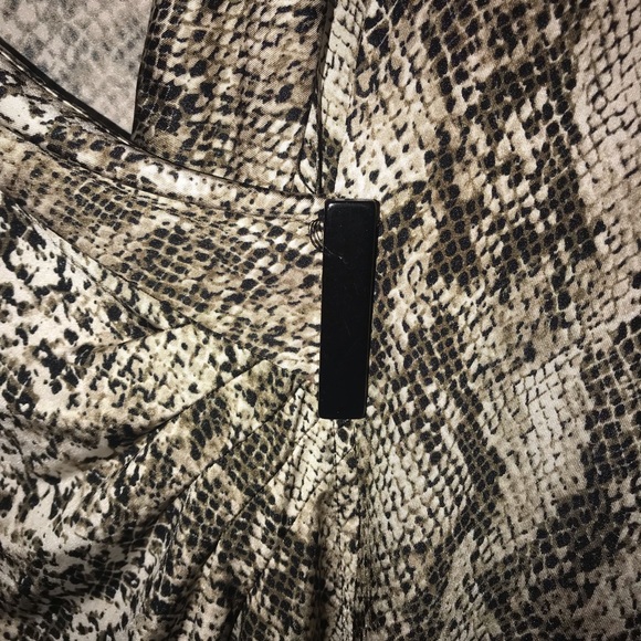 Plus size shirt - Picture 3 of 4